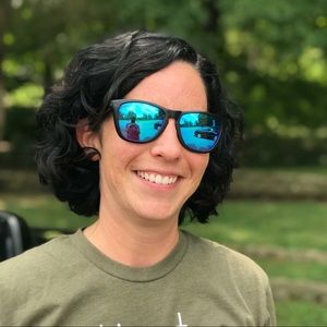 Meet your Posher, Elizabeth